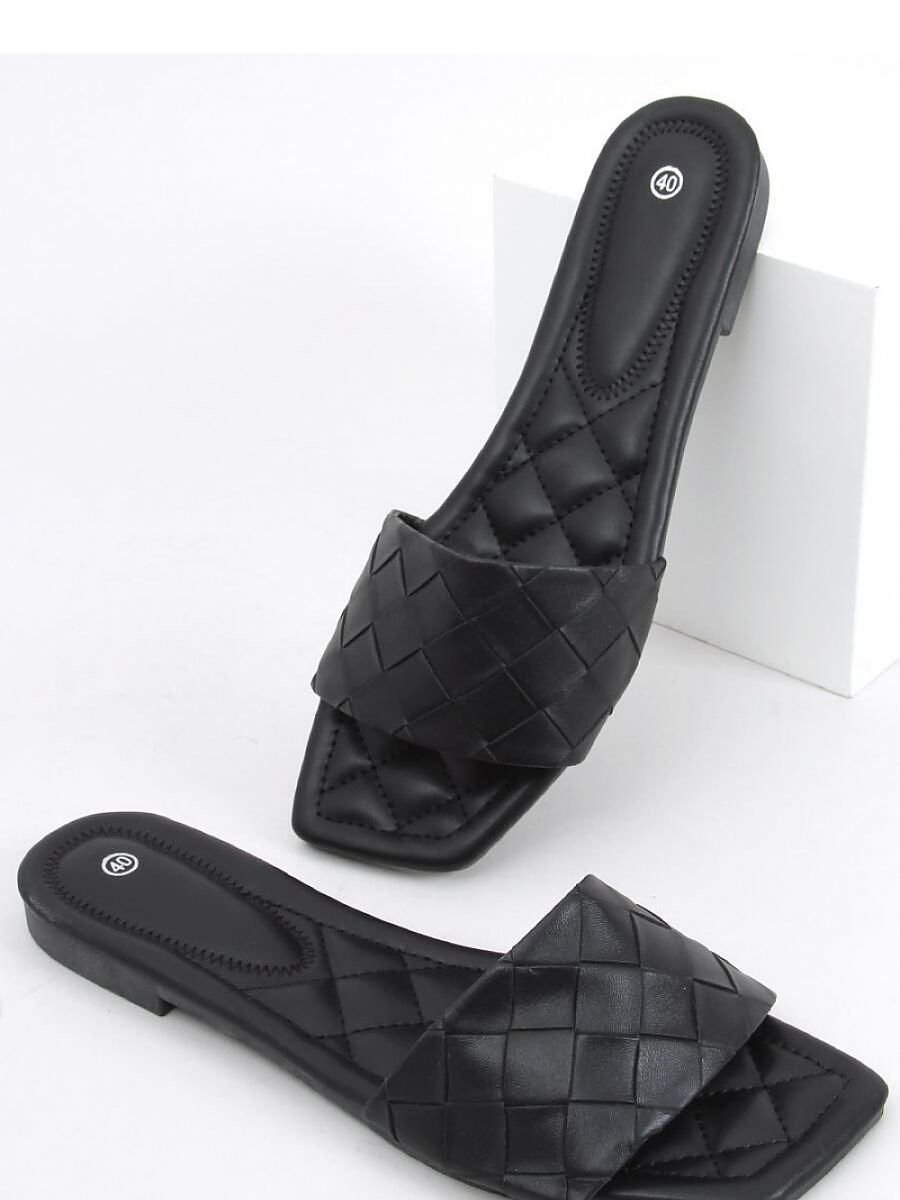 Clacquettes model 164349...