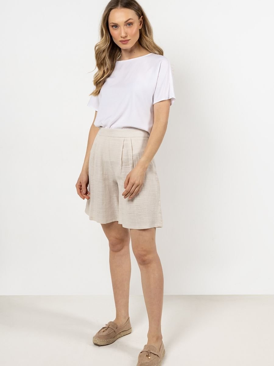 Shorts model 212199 awama