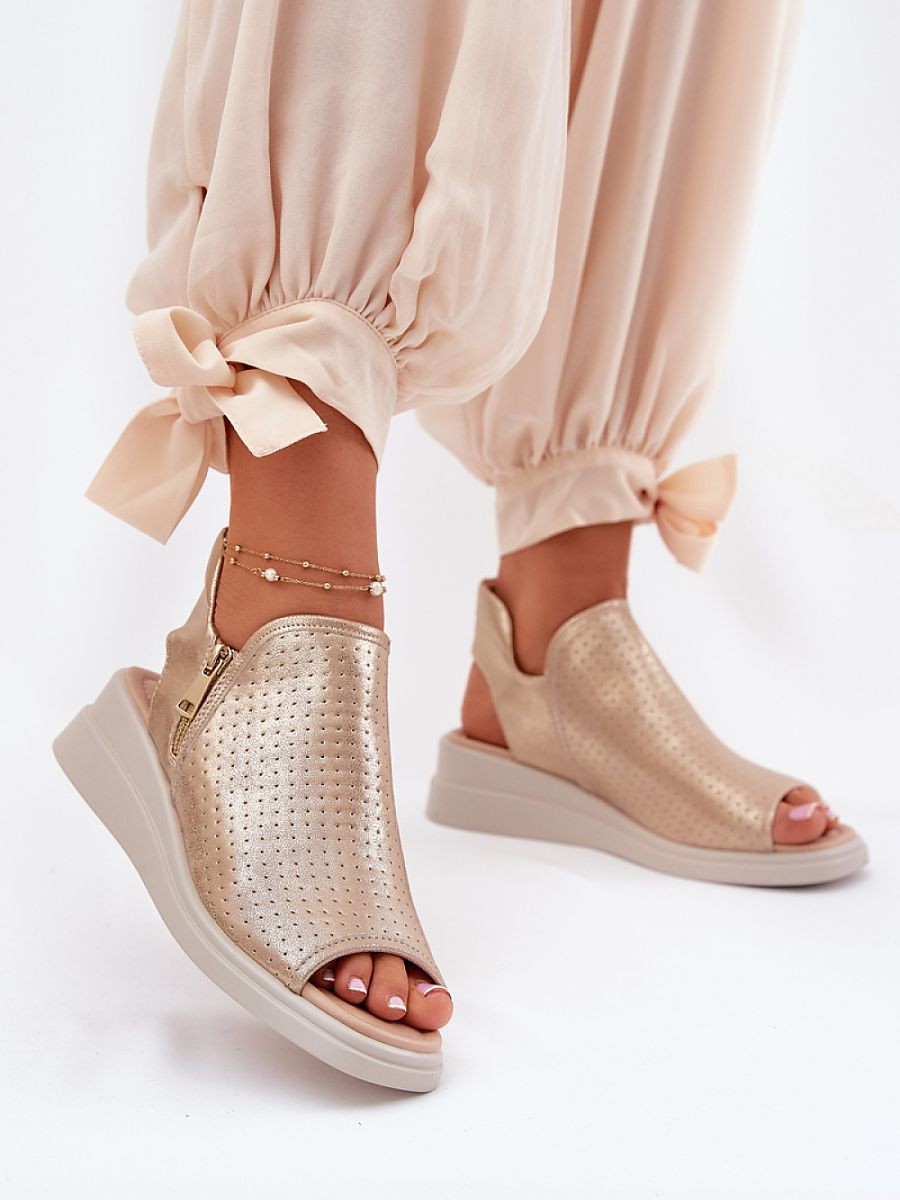 Cothurnes model 211946 Step...