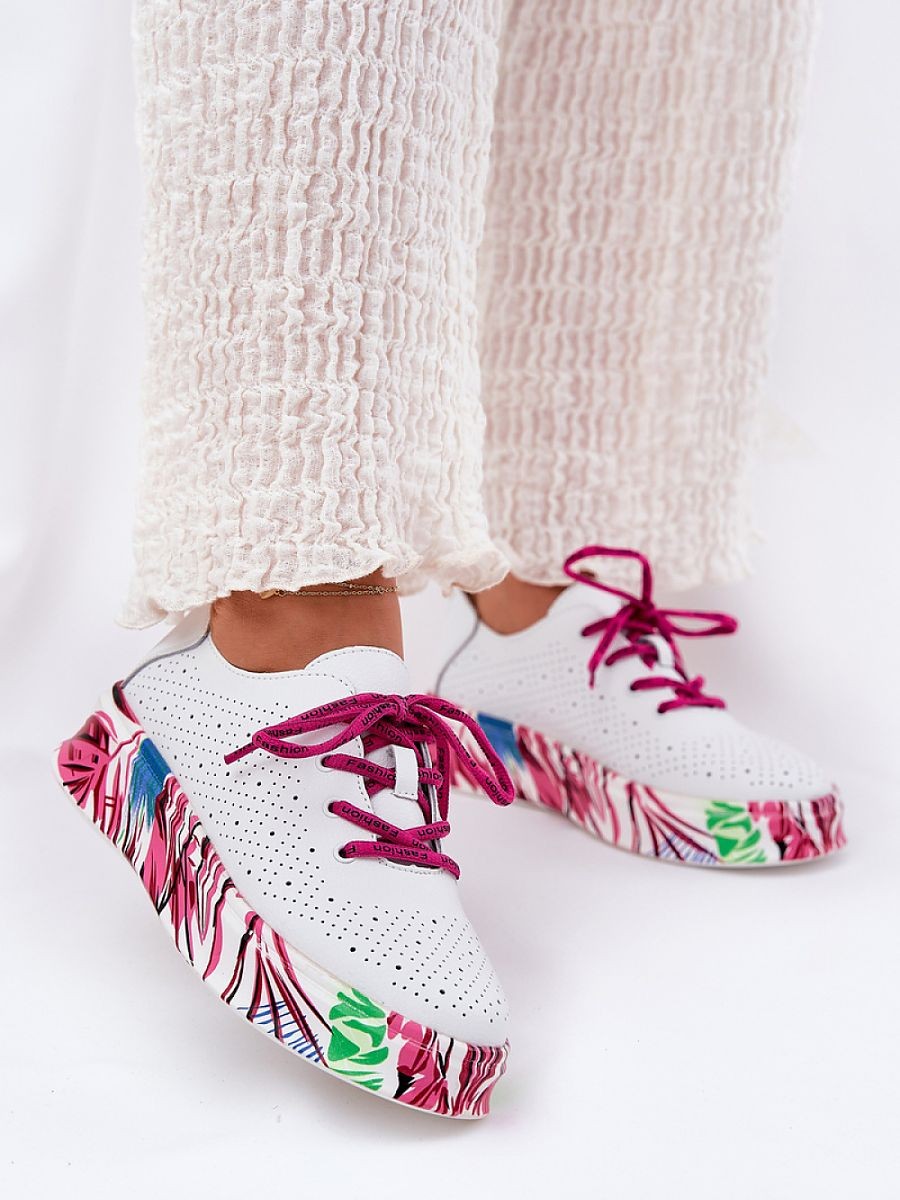 Chaussures de sport model...