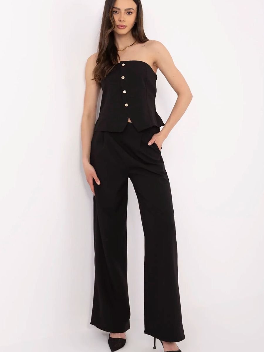 L`ensemble model 212274...