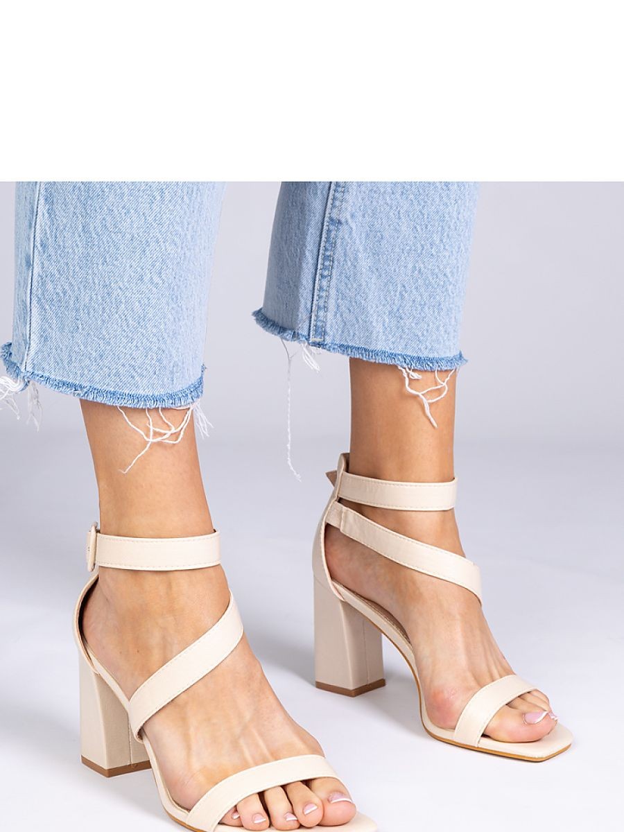 Sandales à talons model...