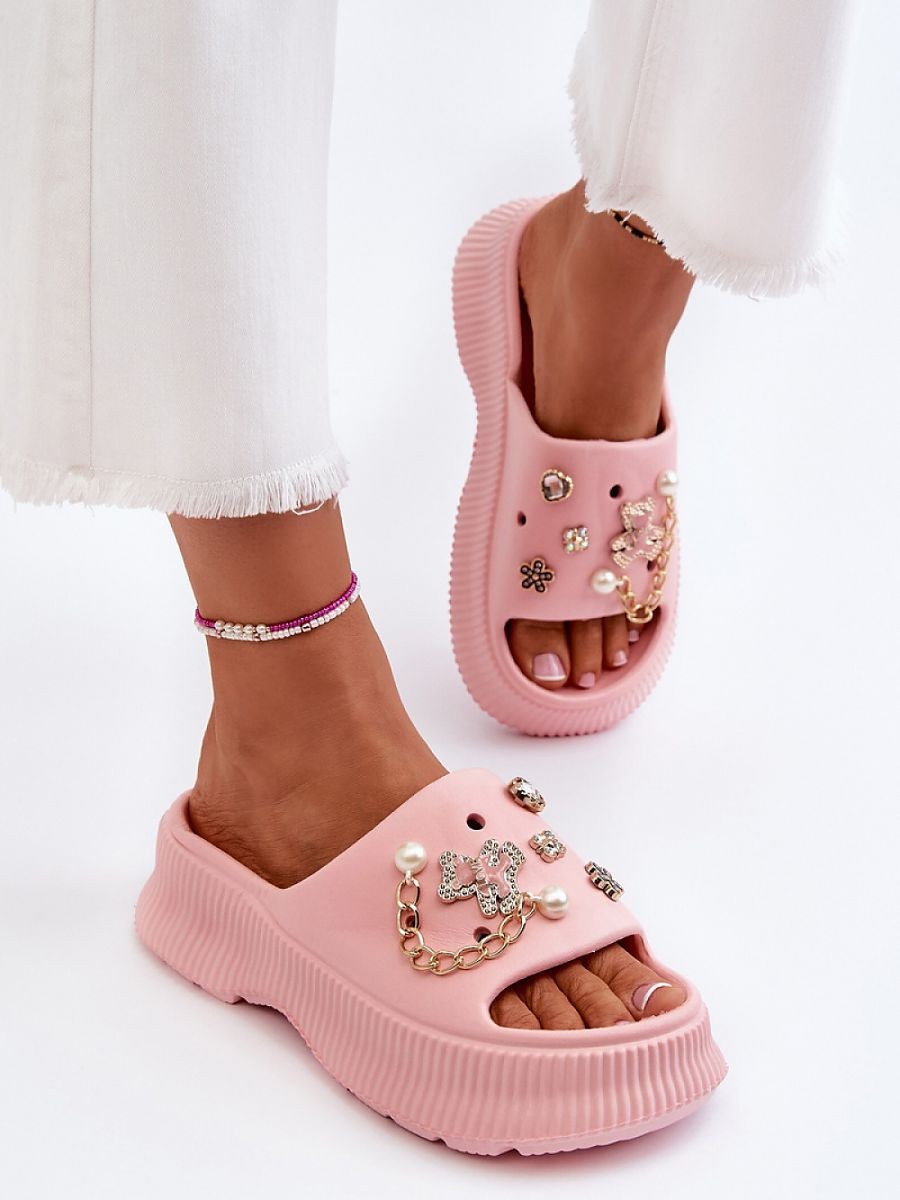 Clacquettes model 194708...