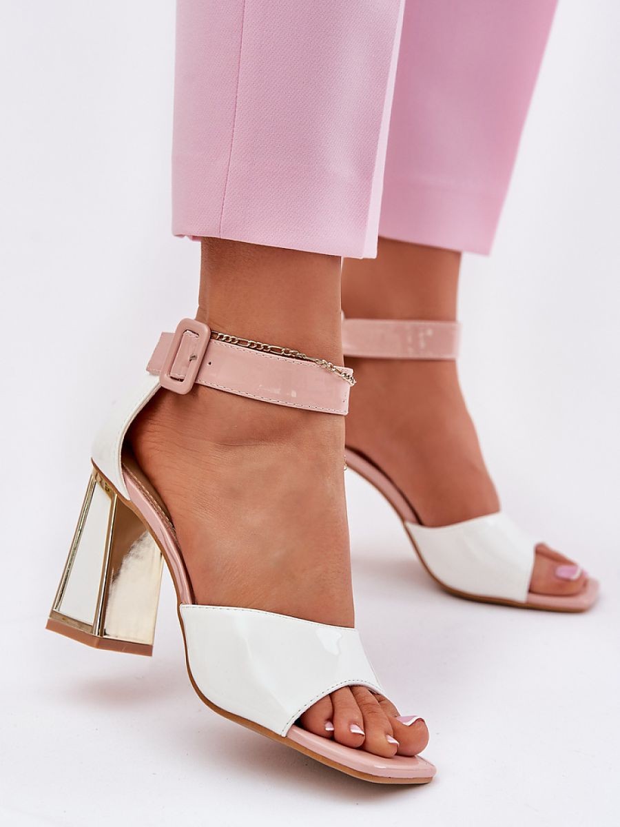 Sandales à talons model...