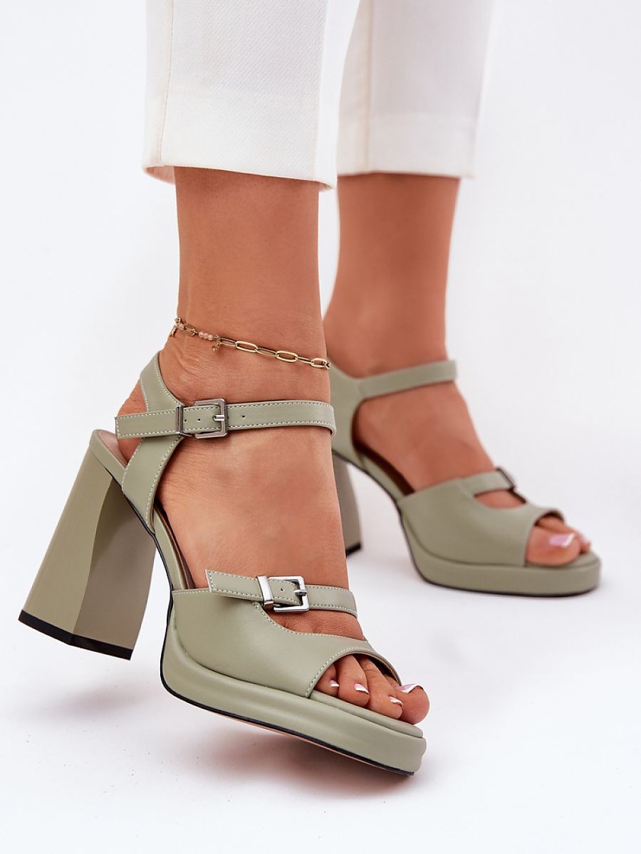 Sandales à talons model...