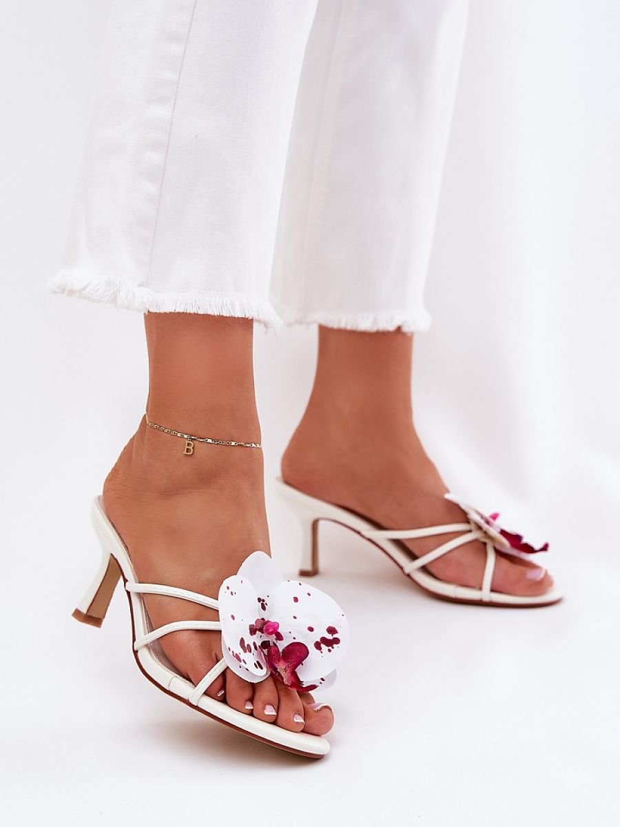 Clacquettes model 212883...