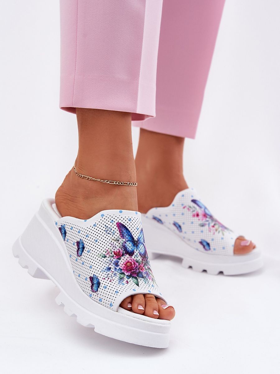 Clacquettes model 213035...