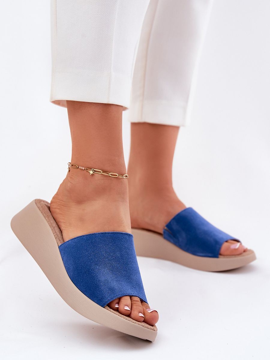 Clacquettes model 213045...