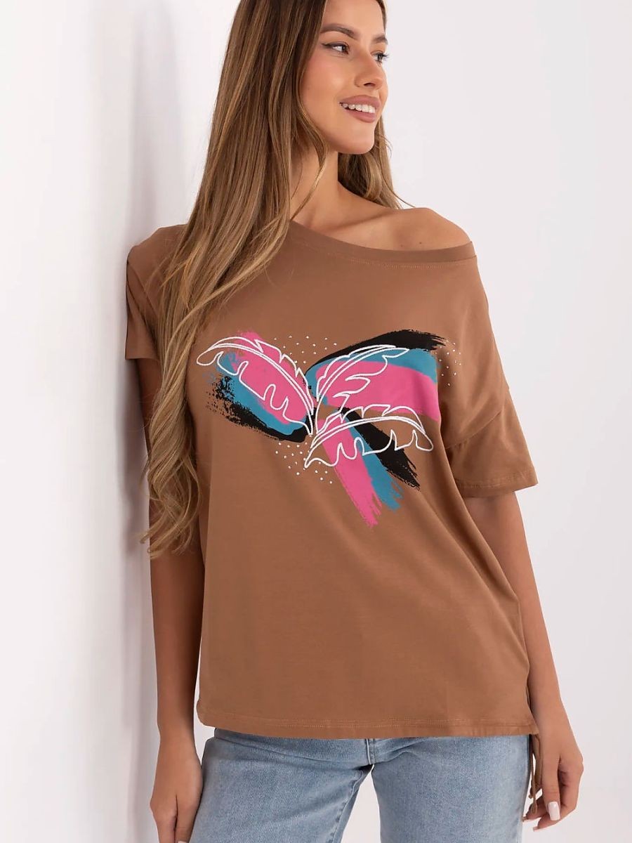 T-shirt model 213293...