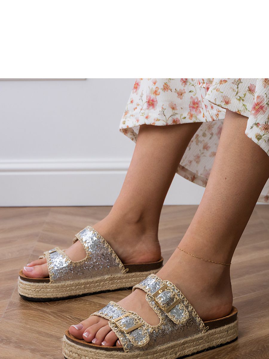 Clacquettes model 213422 PRIMO